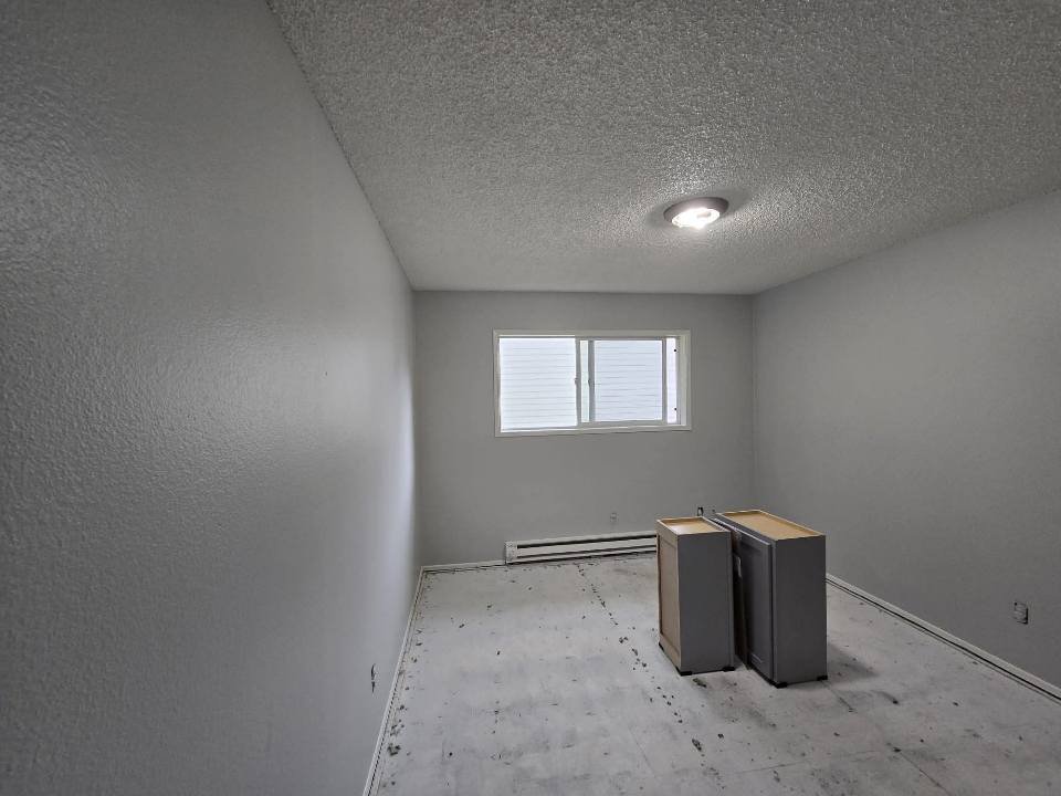 Detailed interior painting project in Seattle WA by FRS Remodeling